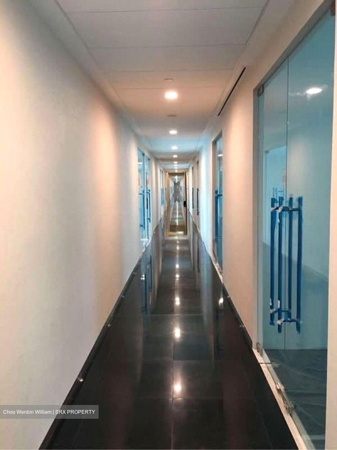 Vision Exchange (D22), Retail #601344721